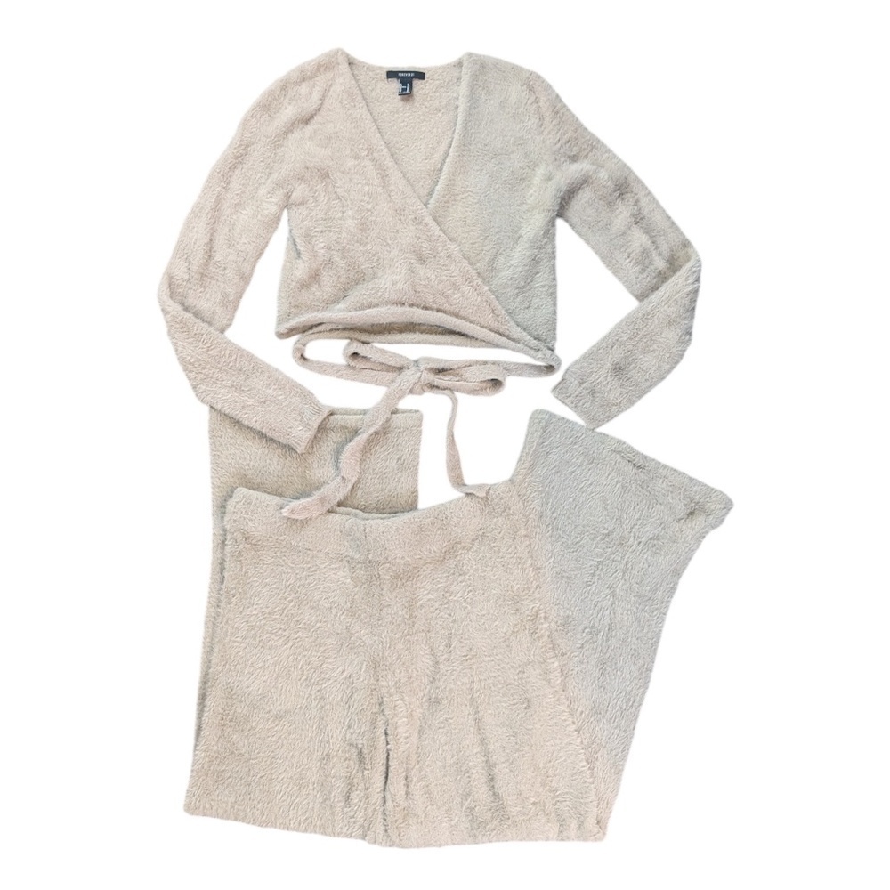 Forever 21 Tax Faux Fur Loungewear Set Size XL